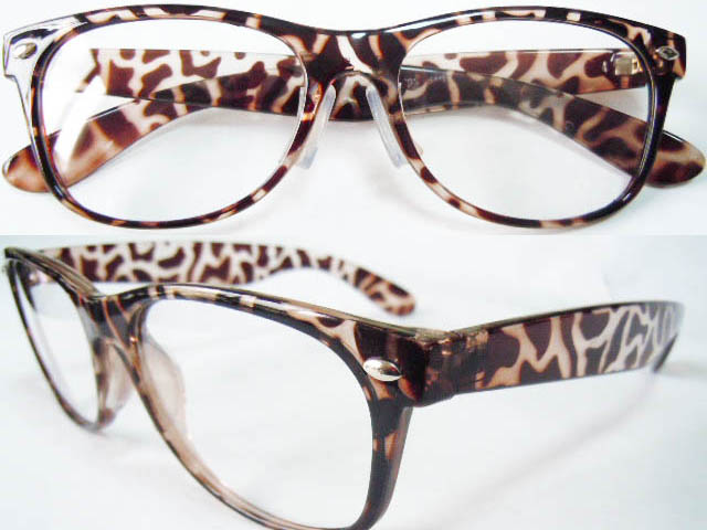 P053   Plastic Injection Eyeglass Frame