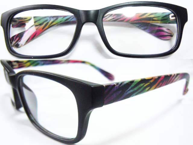 P092   Plastic Injection Eyeglass Frame