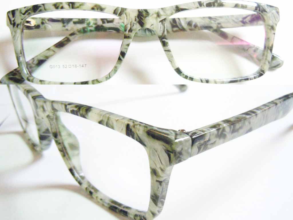 P377   Plastic Injection Eyeglass Frame