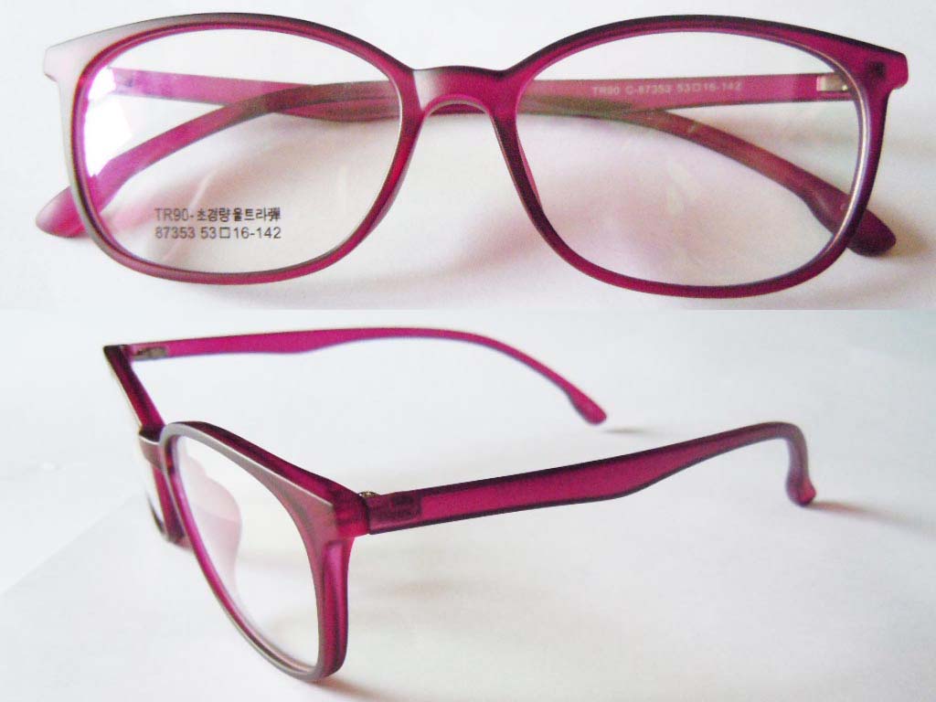 P524   TR90 Eyeglass Frame