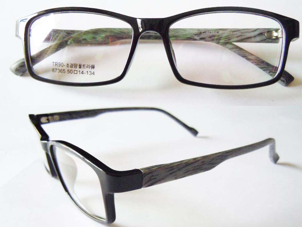 P527   TR90 Eyeglass Frame