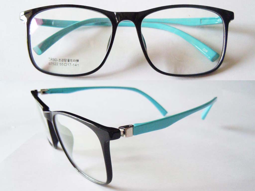 P543   TR90 Eyeglass Frame