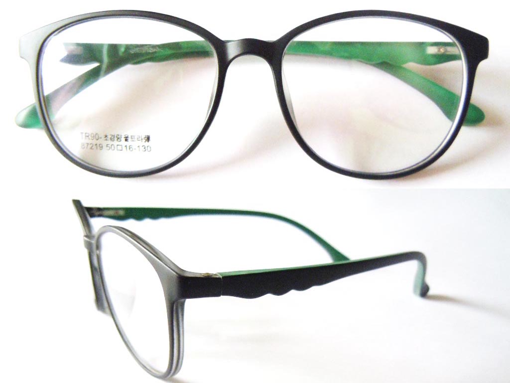 K071  Kids Children Eyeglass Frame