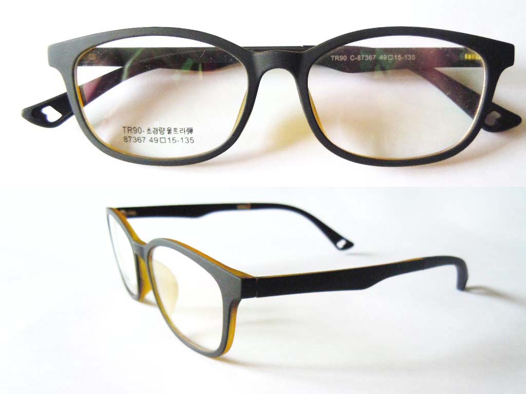 K090  Kids Children Eyeglass Frame