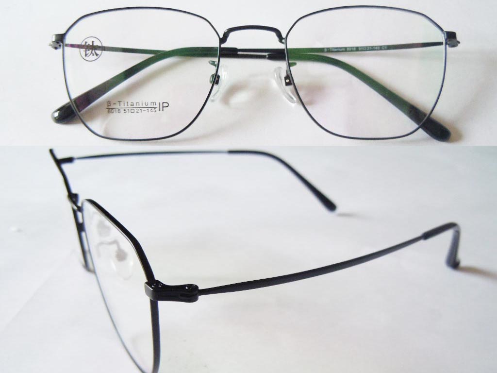 T085  Pure Titanium Eyeglass Frame